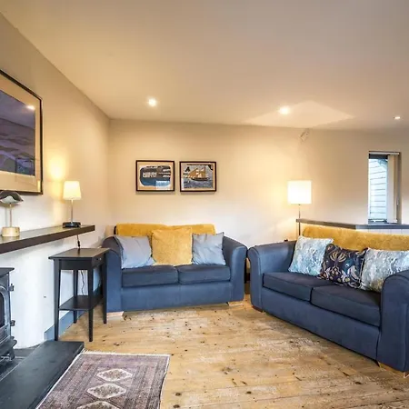Rock Cottage - 3 Bedroom Holiday Home - Fishguard Exterior photo