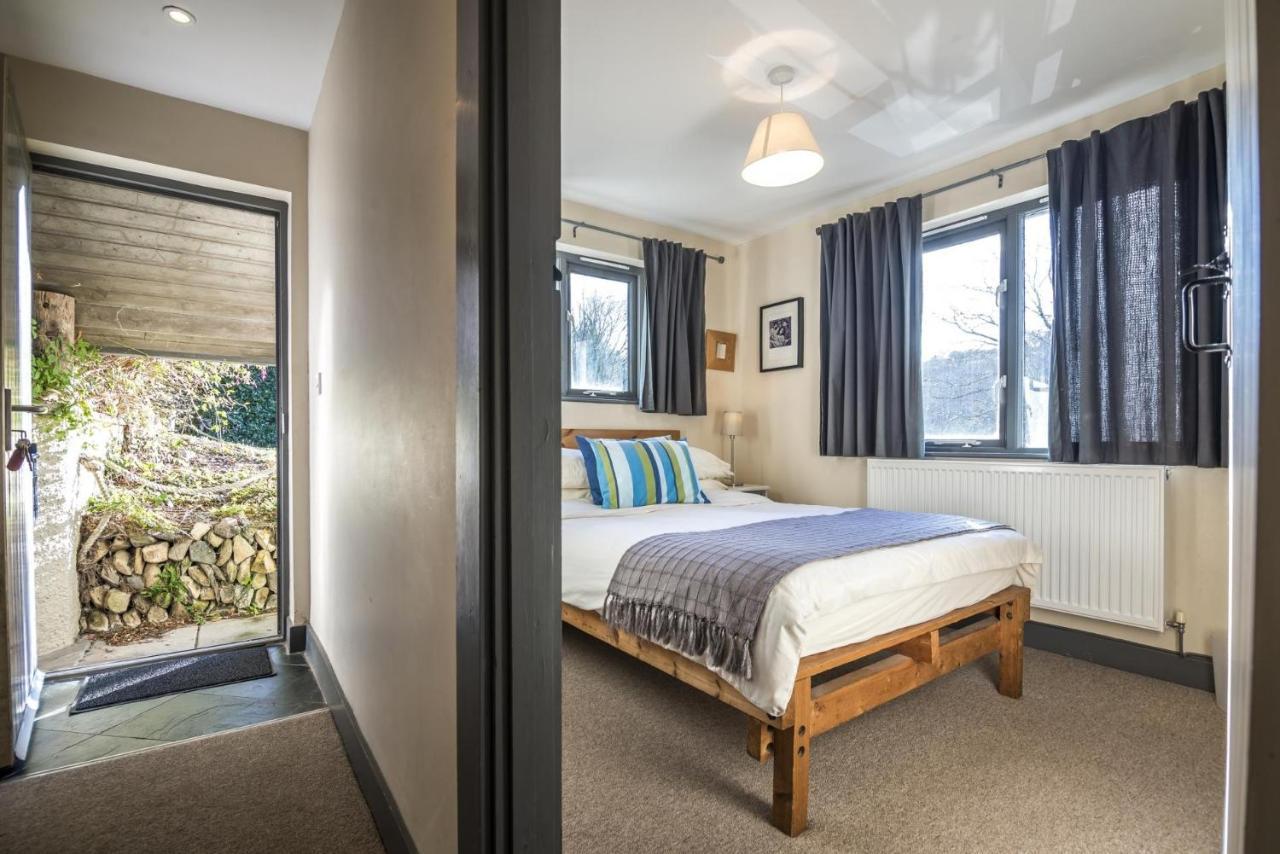 Rock - 3 Bedroom - Fishguard