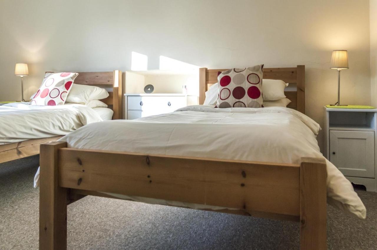 Rock - 3 Bedroom - Fishguard