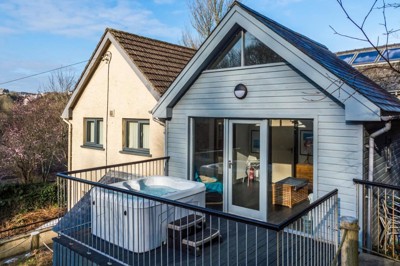 Rock - 3 Bedroom - Fishguard